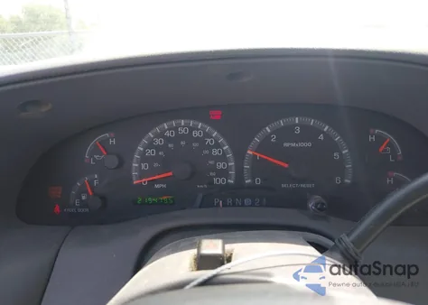 2002 Ford F-150 Lariat/Xlt from USA, damaged, VIN 1FTRW08LX2KA47791